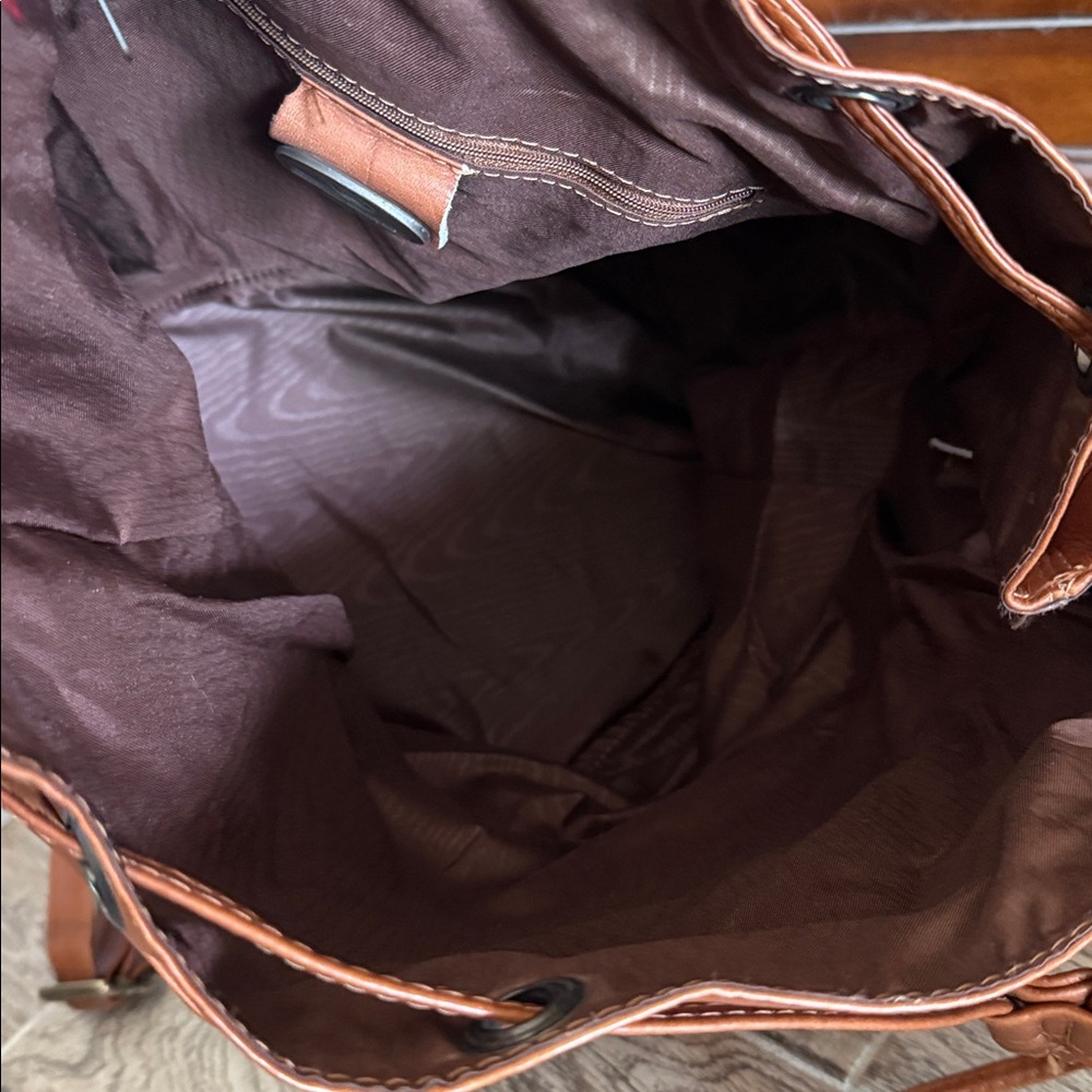 {Georgetown Leather} Bucket boho leather bag - Picture 10 of 12